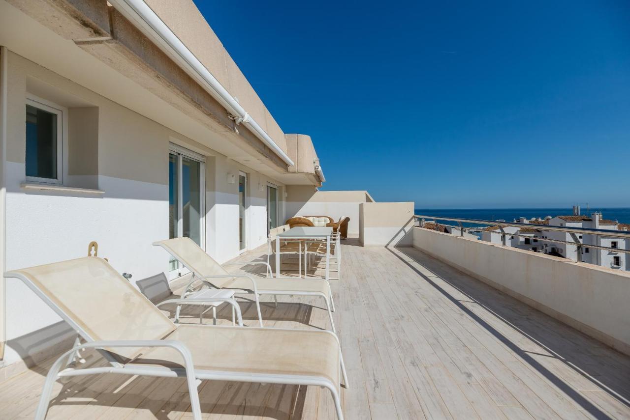 Marina Banus * Marbella